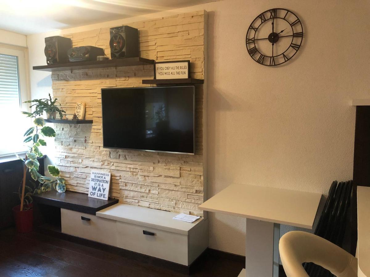 Apartman Mirek Varazdin Exterior photo
